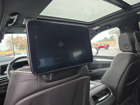 2025 Cadillac Escalade-V