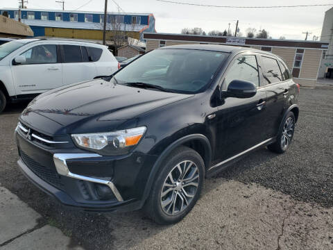 2019 Mitsubishi Outlander Sport for sale at Deanas Auto Biz in Pendleton OR