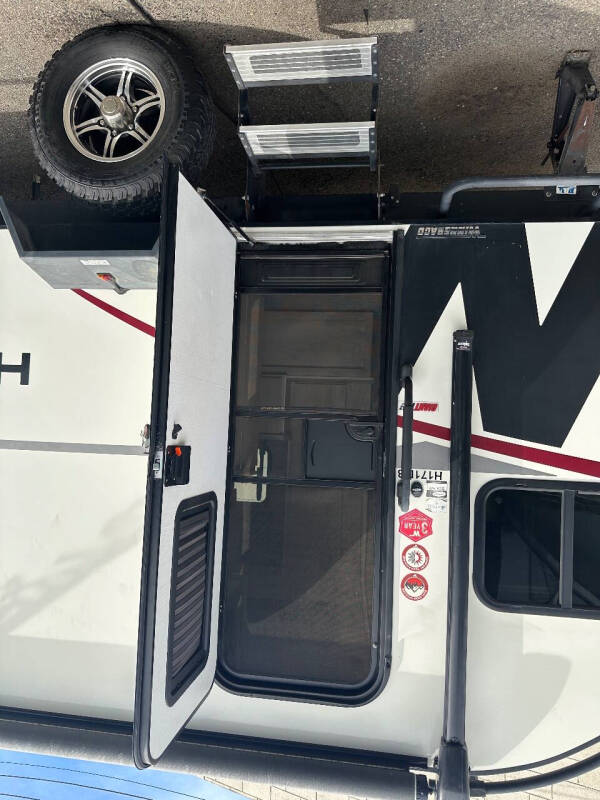 2021 Winnebago Hike