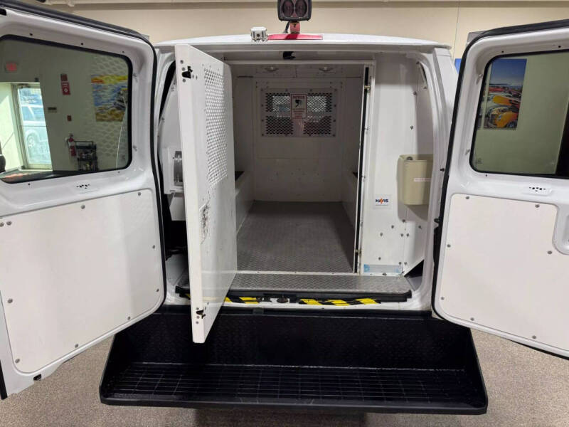 2012 Ford E-Series E-350 SD