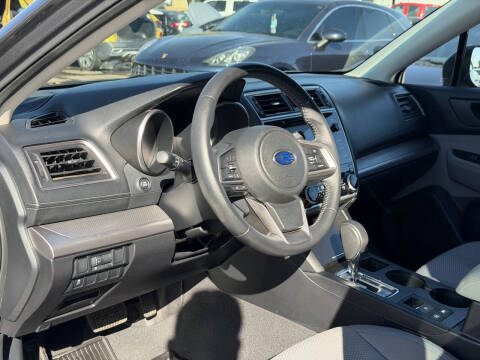 2018 Subaru Outback 2.5i Premium