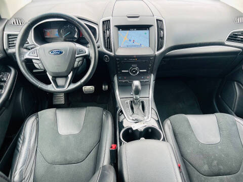 2016 Ford Edge Sport