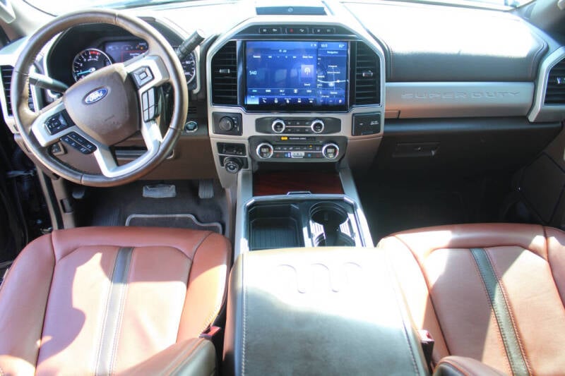 Used 2022 Ford F-350 Super Duty King Ranch with VIN 1FT8W3DT6NEC21474 for sale in Natchez, MS