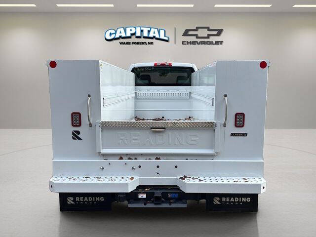 2025 Chevrolet Silverado 5500HD