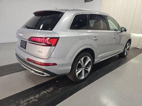 2022 Audi Q7 quattro Premium Plus 55 TFSI