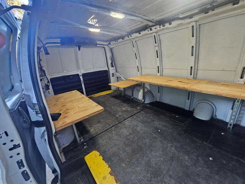 2020 Chevrolet Express 2500