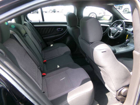 2017 Ford Taurus SEL