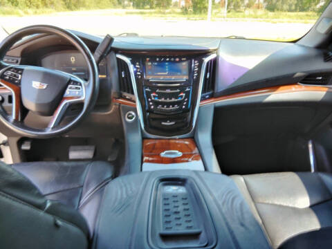 2015 Cadillac Escalade Luxury