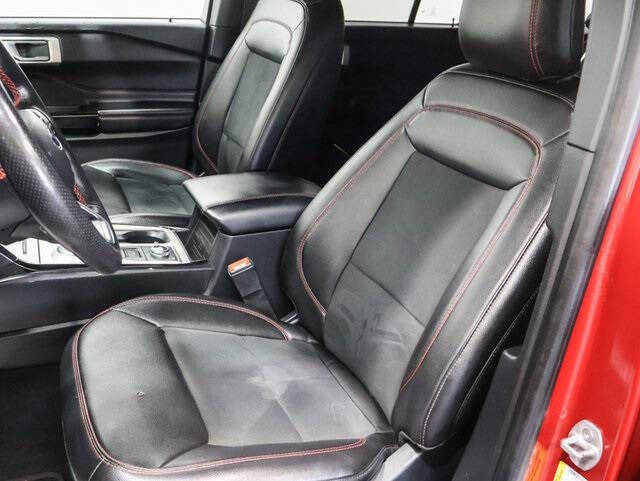 2022 Ford Explorer ST-Line