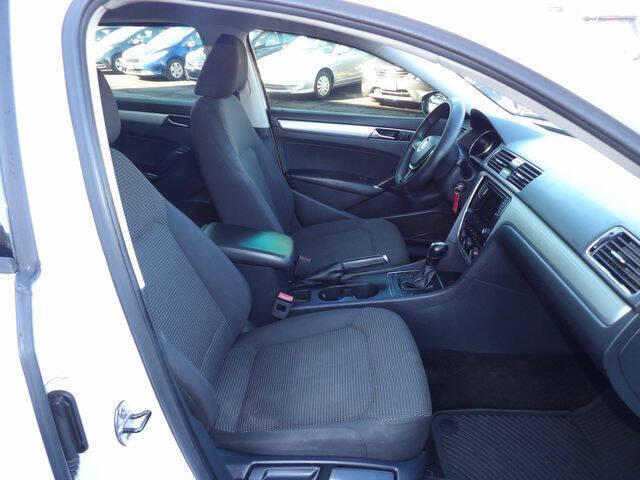 2018 Volkswagen Passat 2.0T S