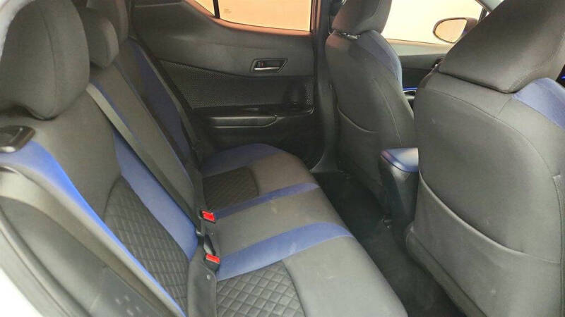 2020 Toyota C-HR XLE