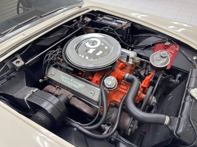 1957 Ford Thunderbird