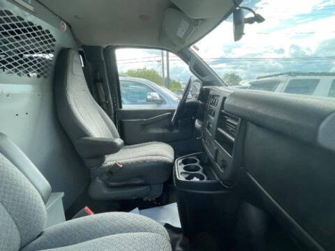 2017 Chevrolet Express 2500