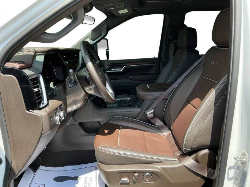 2025 GMC Sierra 3500HD