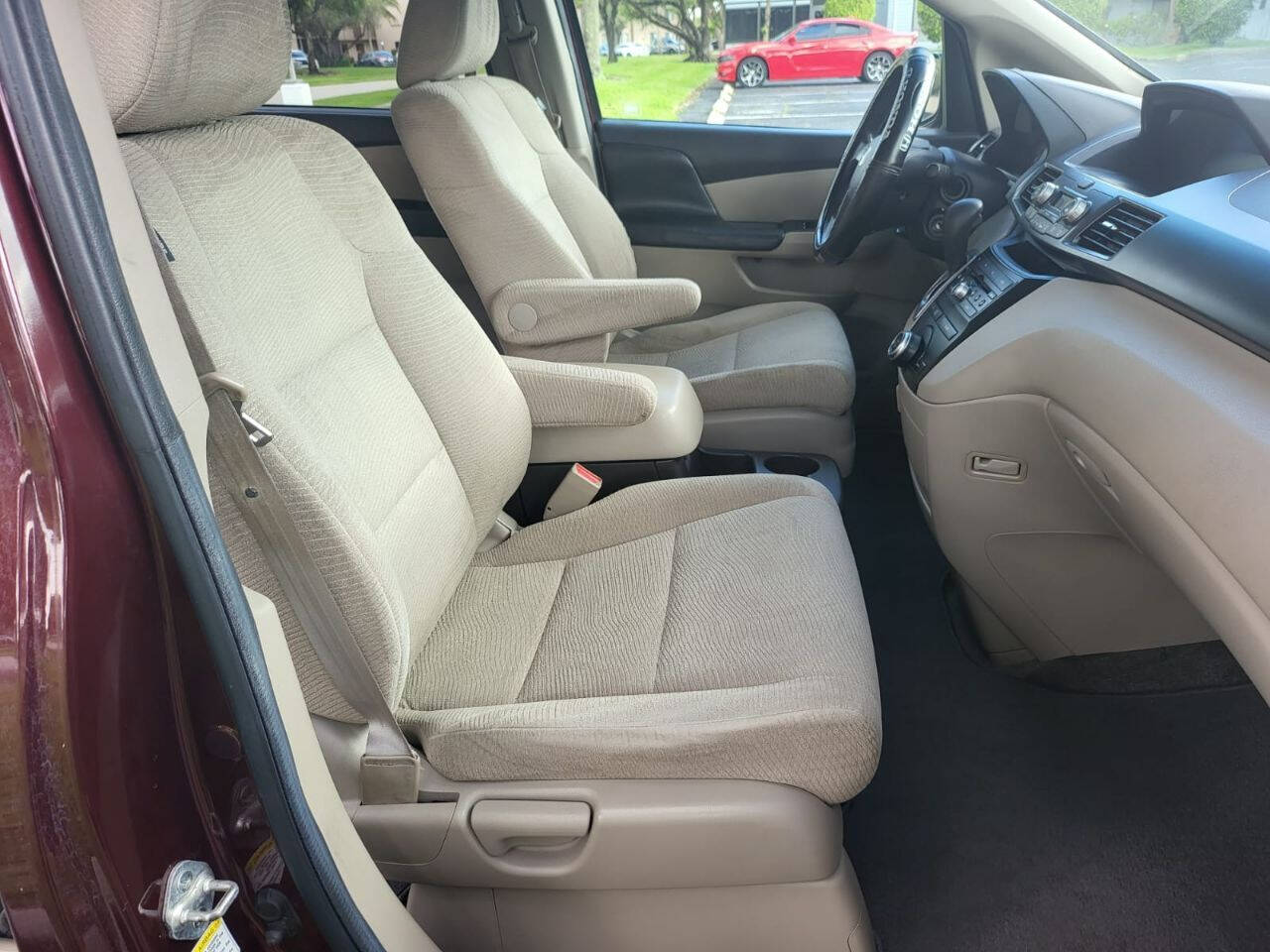 2012 HONDA Odyssey Minivan - $7,499