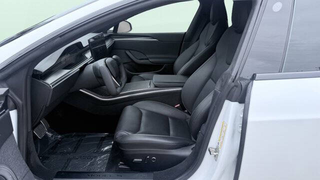 2022 Tesla Model S Plaid