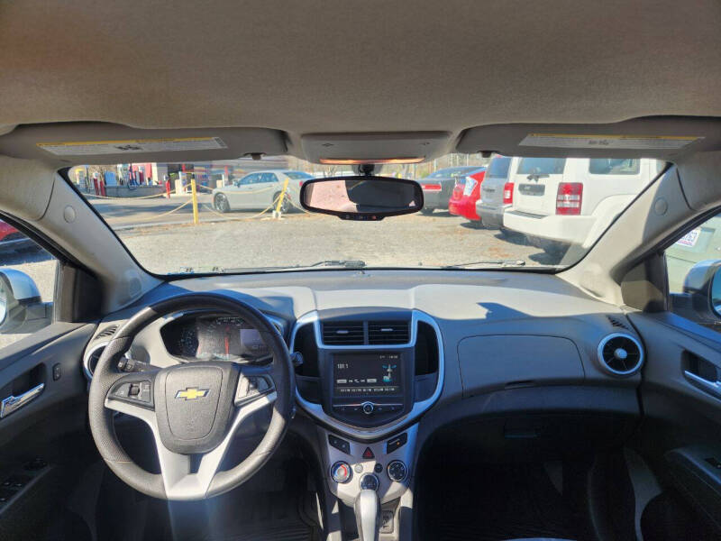 2017 Chevrolet Sonic LT Auto