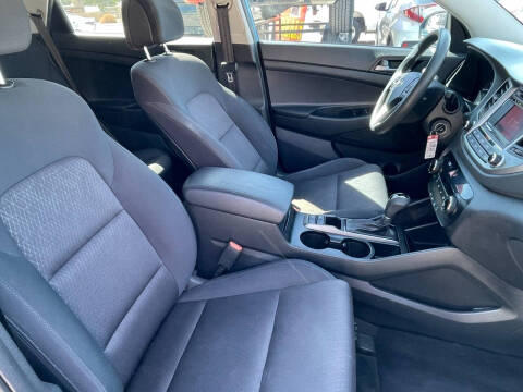 2017 Hyundai Tucson SE Plus