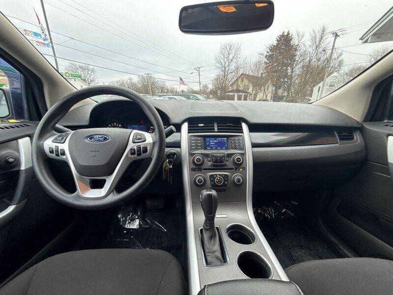 2013 Ford Edge SE