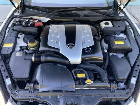 2005 Lexus SC 430