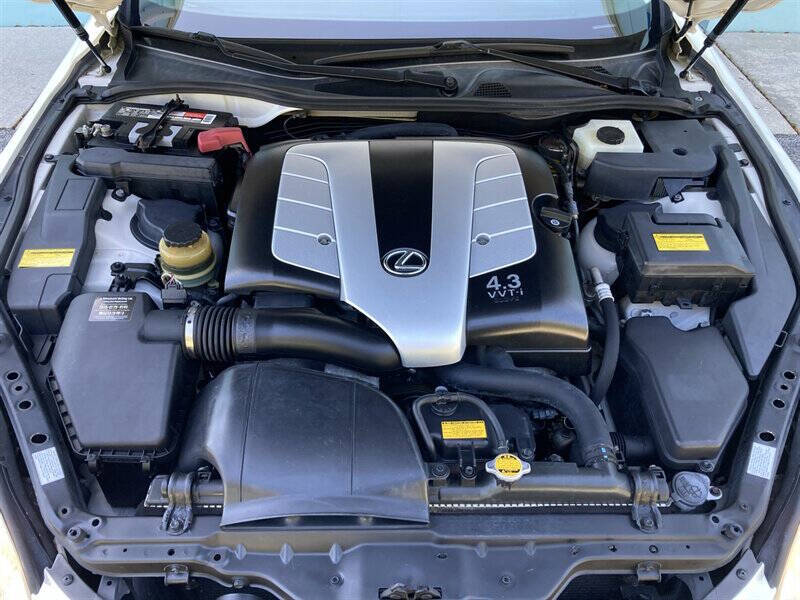 2005 Lexus SC 430