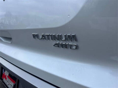 2025 Nissan Pathfinder Platinum