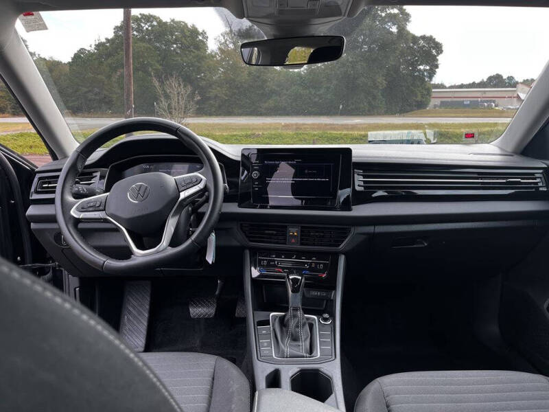 2025 Volkswagen Jetta S