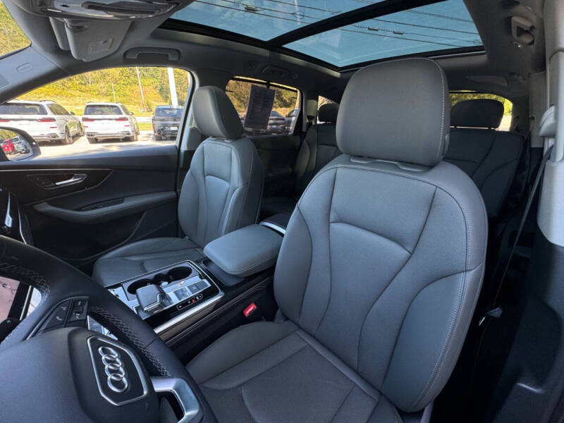 2025 Audi Q7 quattro Premium Plus 55 TFSI