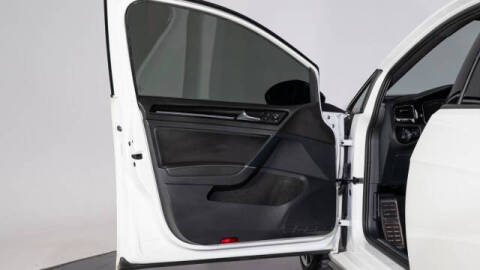 2019 Volkswagen Golf R 4Motion