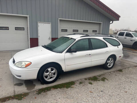2004 Ford Taurus SE