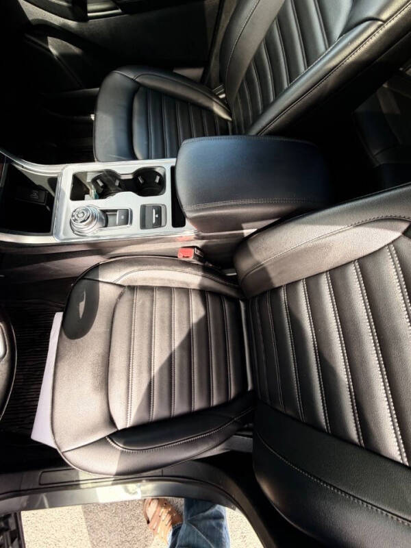 2021 Ford Edge SEL
