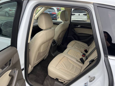 2015 Audi Q5 2.0T quattro Premium Plus