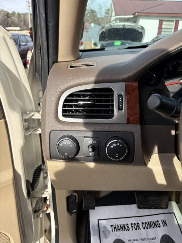 2012 Chevrolet Avalanche LTZ