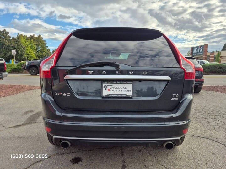 2016 Volvo XC60 T6 Drive-E R-Design Platinum