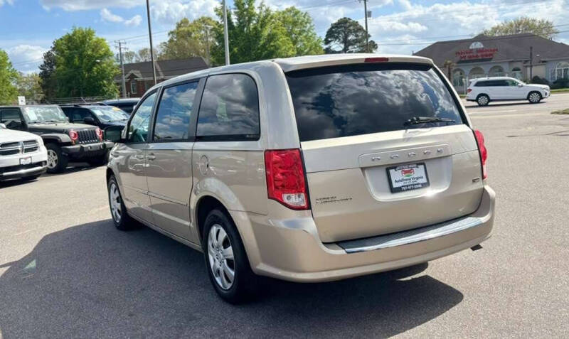 2014 Dodge Grand Caravan SE