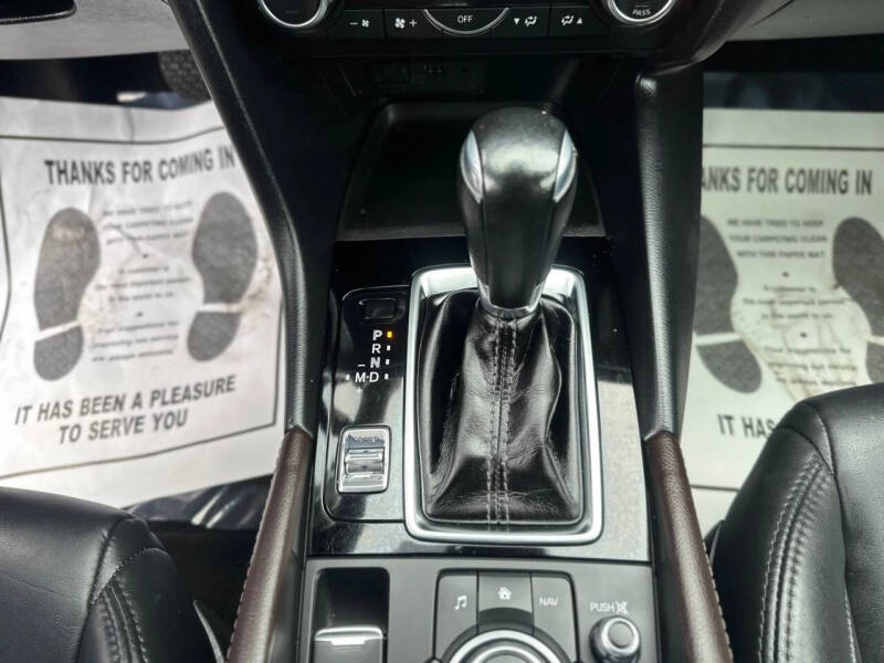 2018 Mazda MAZDA3 Touring