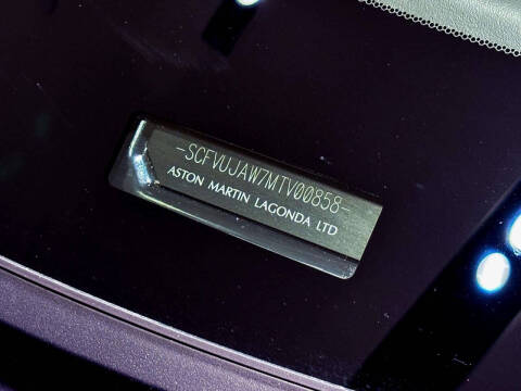 2021 Aston Martin DBX