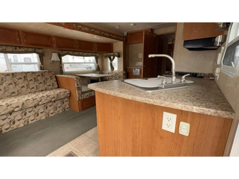 2007 Forest River 321FRD