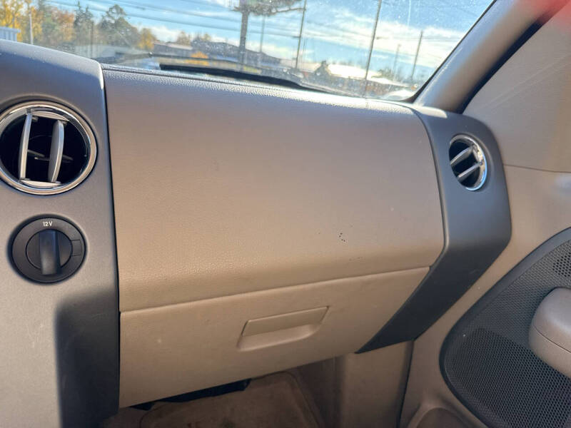 2006 Lincoln Mark LT