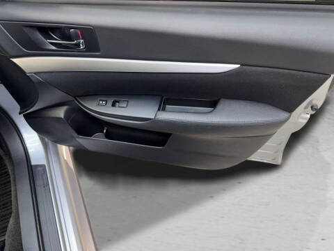 2012 Subaru Legacy 2.5i