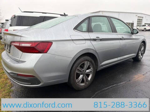 2024 Volkswagen Jetta SE