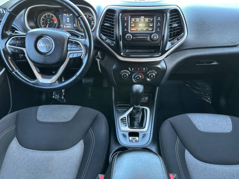 2018 Jeep Cherokee Latitude