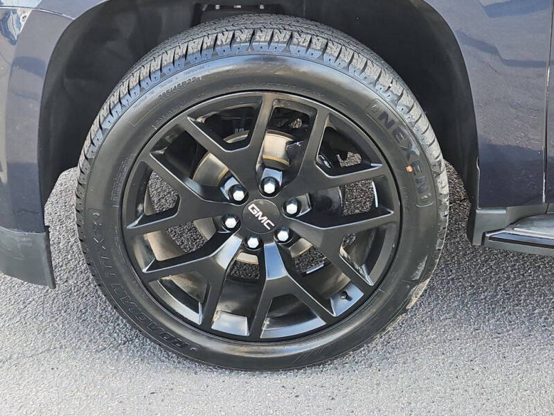 2017 GMC Yukon SLT