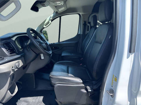 2023 Ford Transit