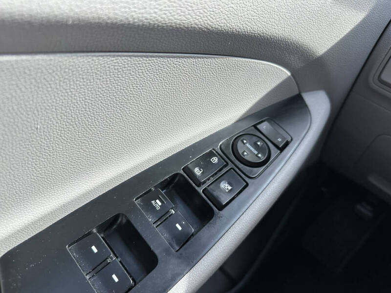 2016 Hyundai Tucson SE
