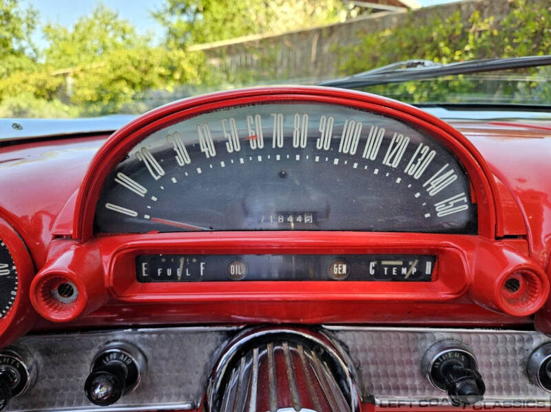 1955 Ford Thunderbird