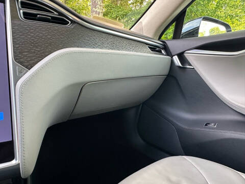 2013 Tesla Model S Performance