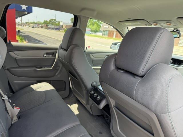 2017 Chevrolet Traverse LS