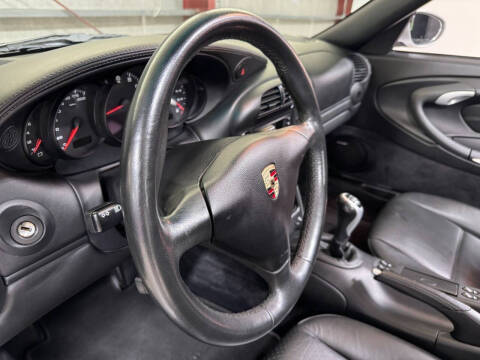 2004 Porsche 911 Carrera 4S