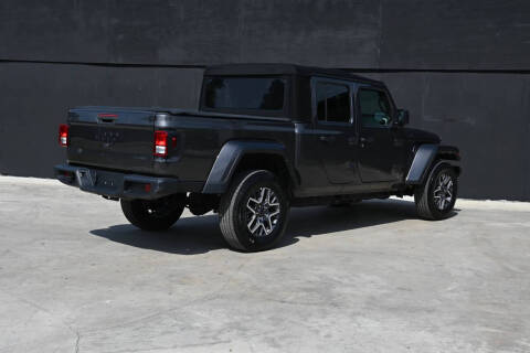2024 Jeep Gladiator